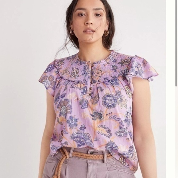 Anthropologie Tops - Anthropologie floral ruffled smocked short sleeve blouse purple/lavender Size S